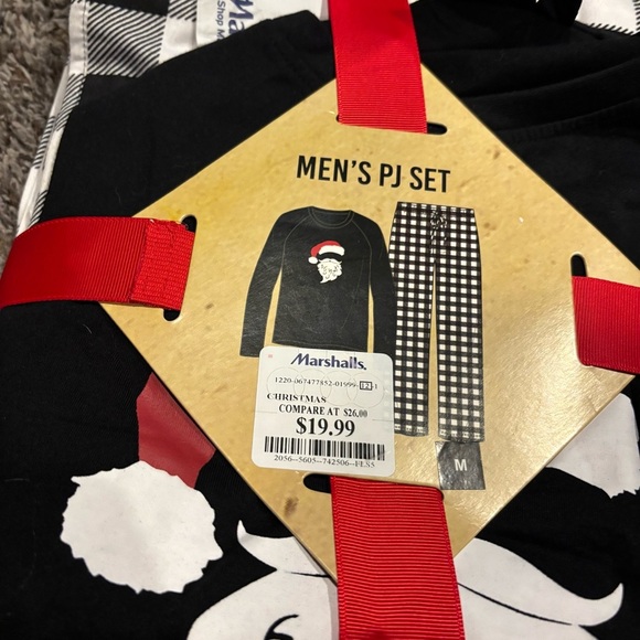 Men’s Christmas Pajamas - Picture 1 of 3